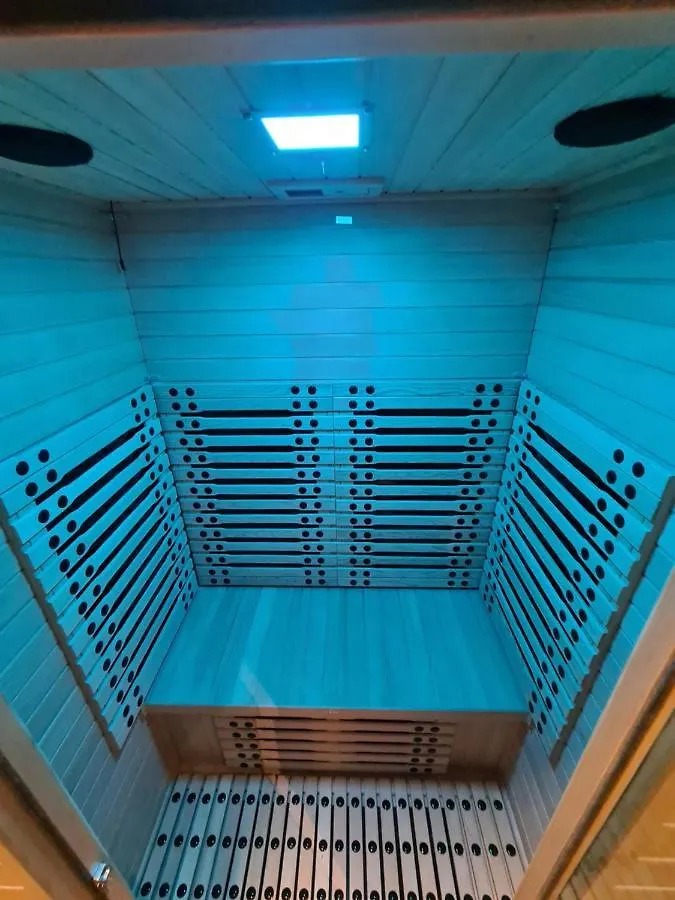 Deluxe Apartments 